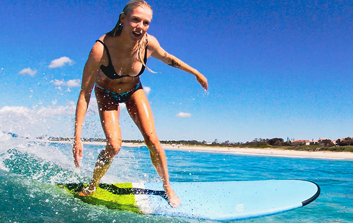 SURFINGとは