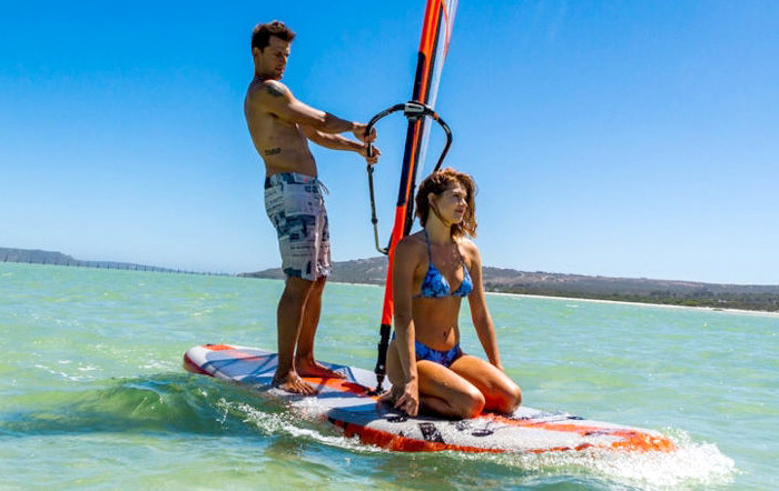 WINDSURFINGとは